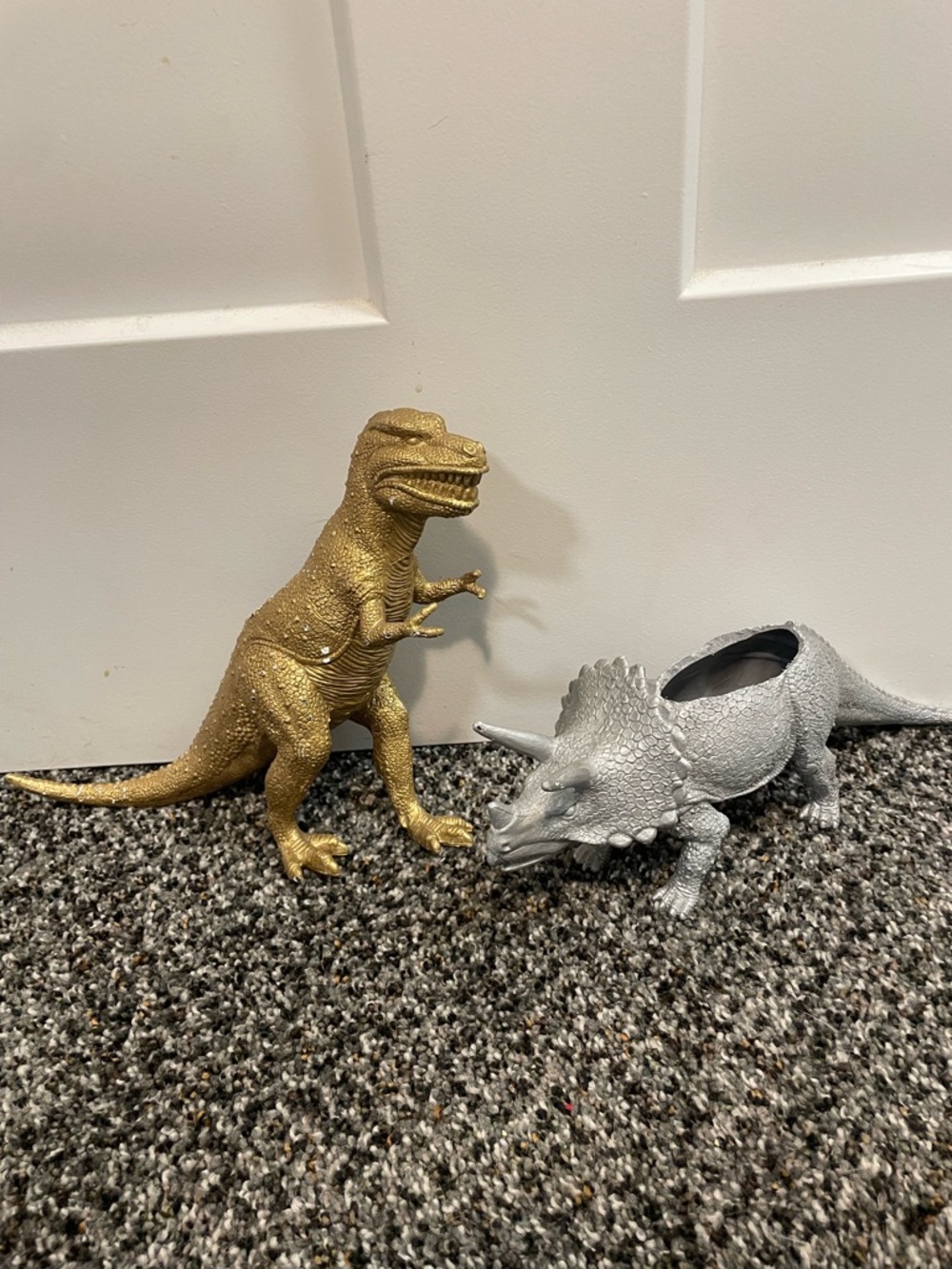 Gold T-Rex & Silver Triceratops Plastic Succulent Pots